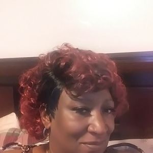 Meet your Posher, Romona